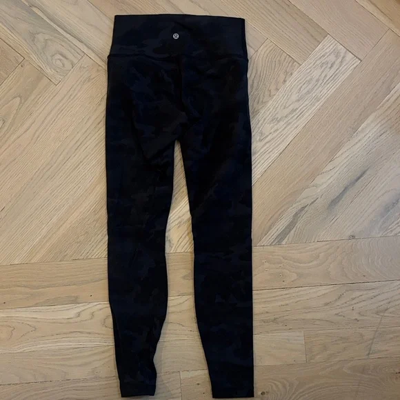 Lululemon Athletica Wunder Under Hi-Rise Tight *Full on Luxtreme 28” - Camo - Picture 4 of 5